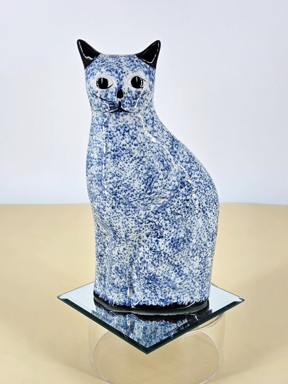 1980s Blue & White Spongeware/Splatter Primitive Cat Ceramic Hand Painted Taiwan